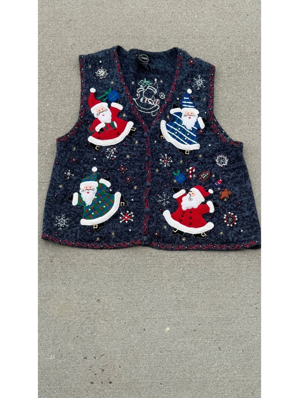Vintage Christmas Santa Claus Embroidered Knit Vest Large